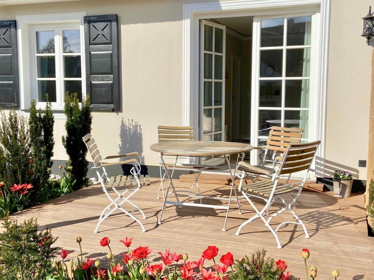 Traumhaus Unter Reet Apartment Zingst Exterior photo