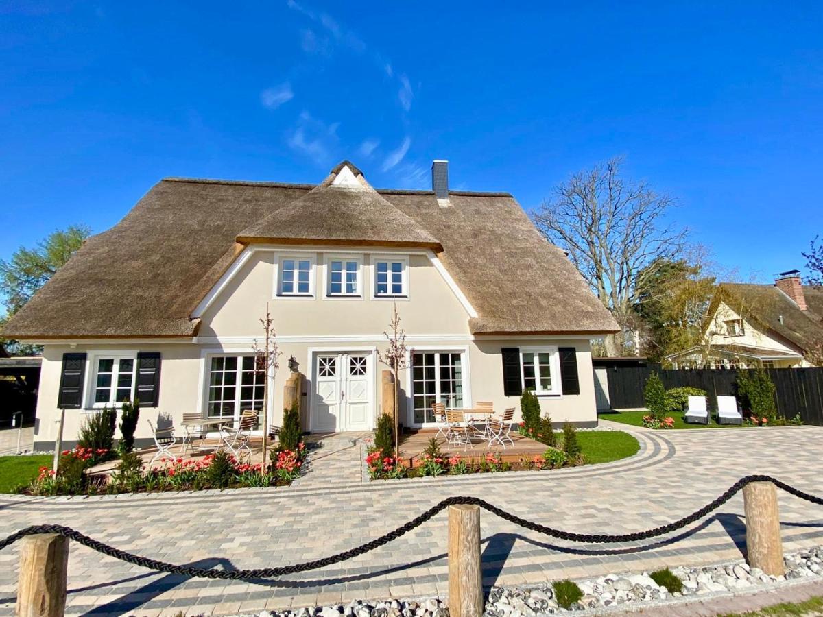 Traumhaus Unter Reet Apartment Zingst Exterior photo